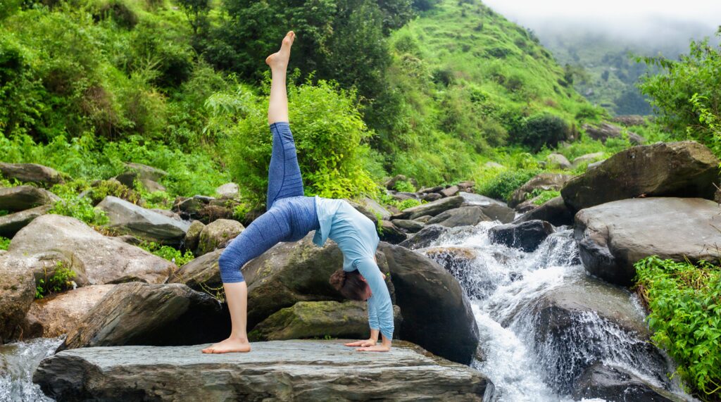 One-Legged Inverted Staff Pose (Eka Pada Viparita Dandasana) - Advanced 